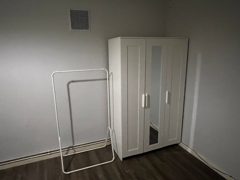 Room New North Road in Greater London