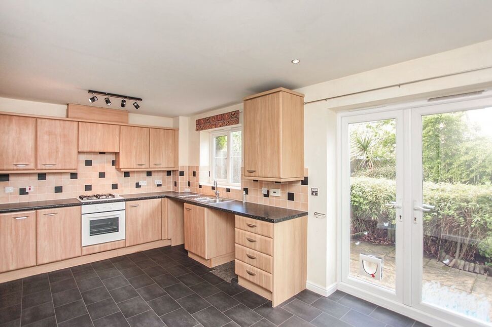 House Seashell Close in Coventry