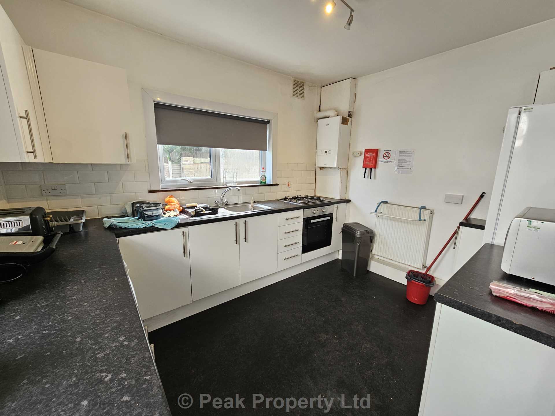 Room Heygate Avenue in Southend-on-Sea
