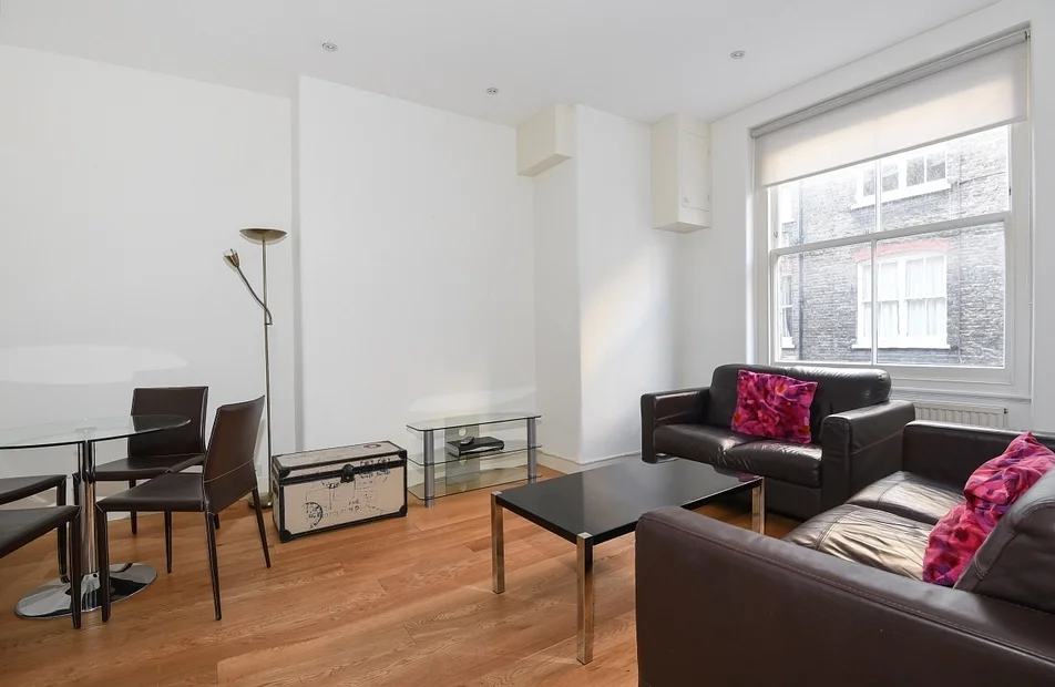 Flat Old Brompton Road in Greater London