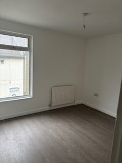 Flat Southill Road in Chatham