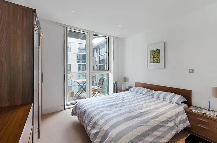 Flat Goodman Street in Greater London