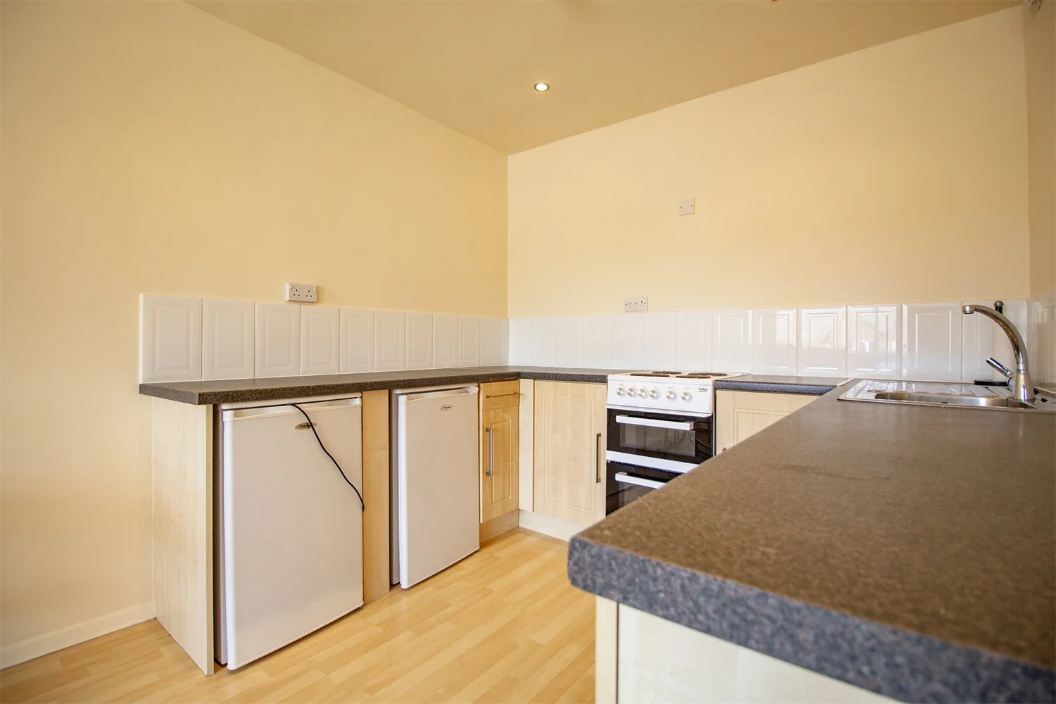 Flat Bond Lane in Charnwood