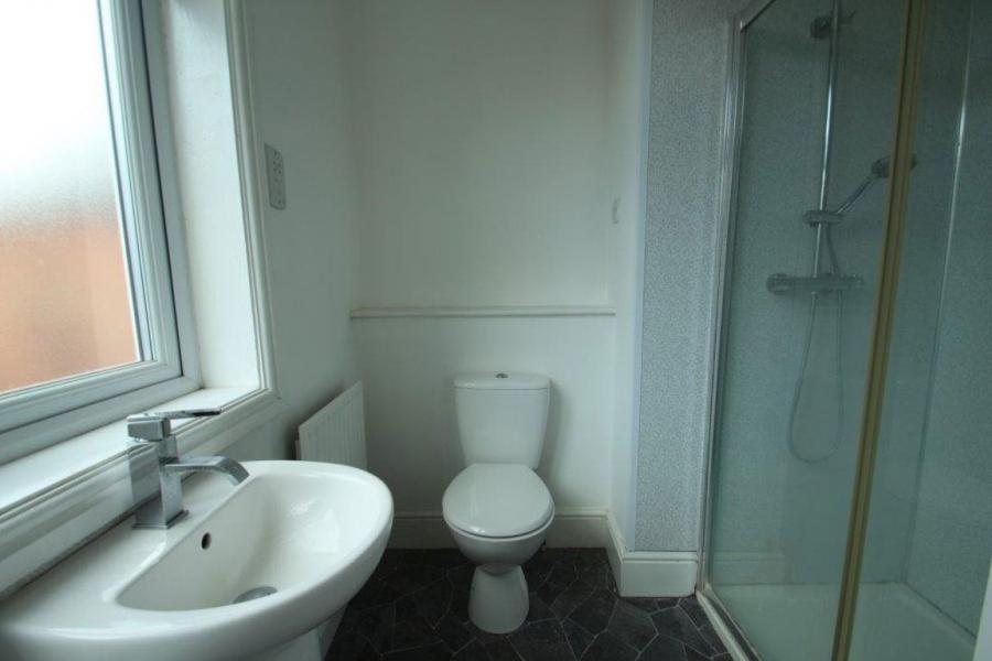 Flat Braunstone Gate in Leicester