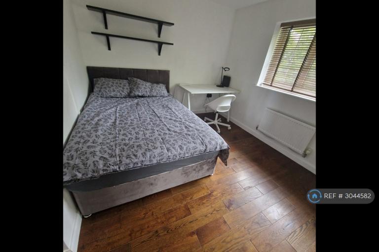 Room Jubilee Avenue in Portsmouth