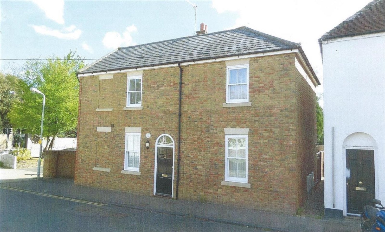 House Hollowmede in Canterbury