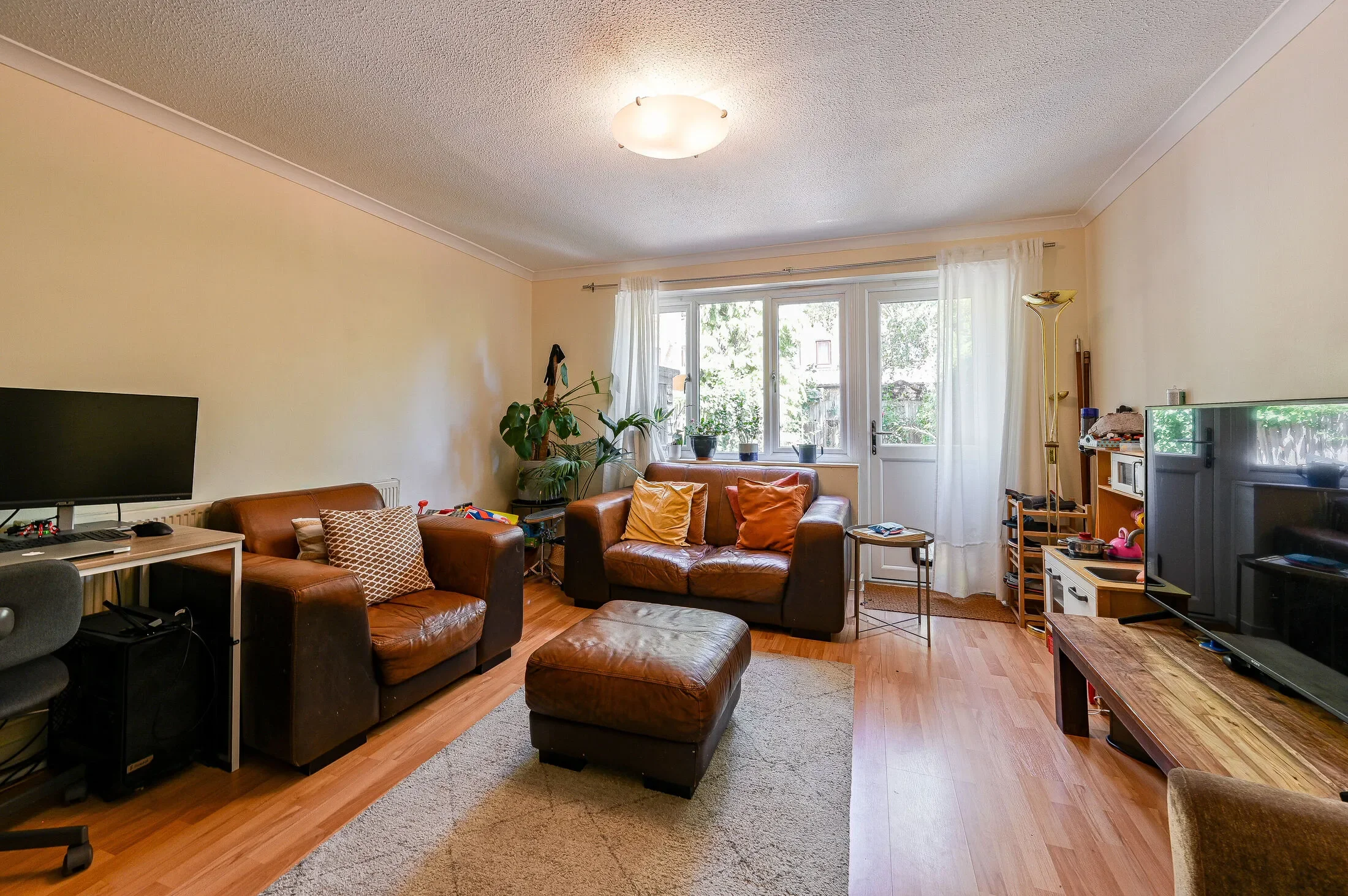 House Hurren Close in Greater London