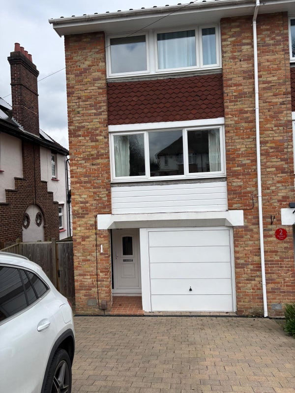 Room St. Annes Court in Maidstone