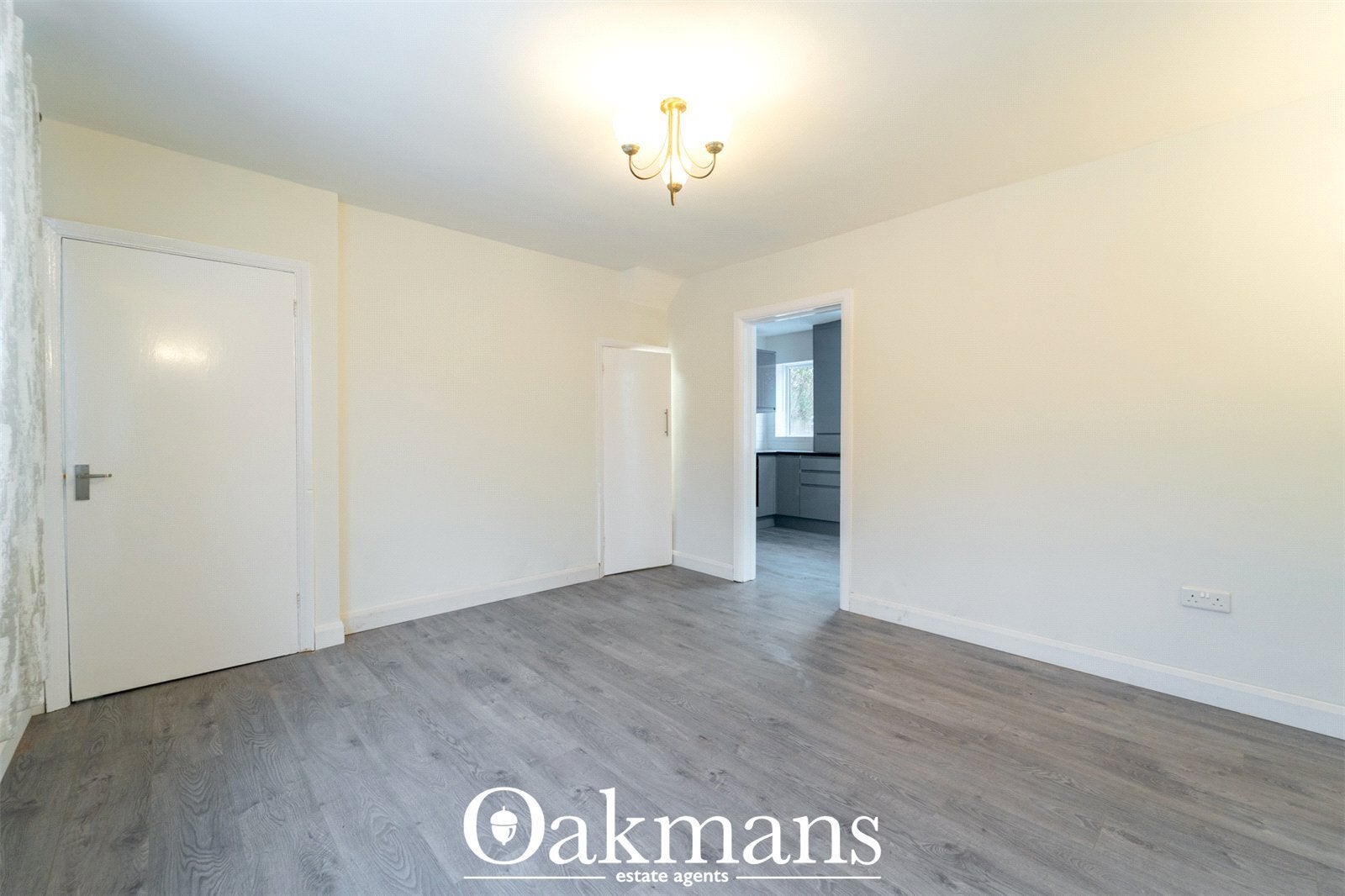 Flat Swinford Road in Birmingham