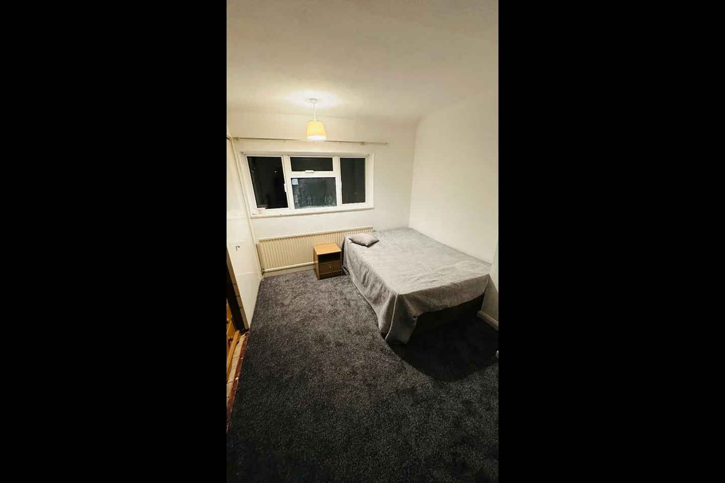 Room Ripley Avenue in Borough of Runnymede