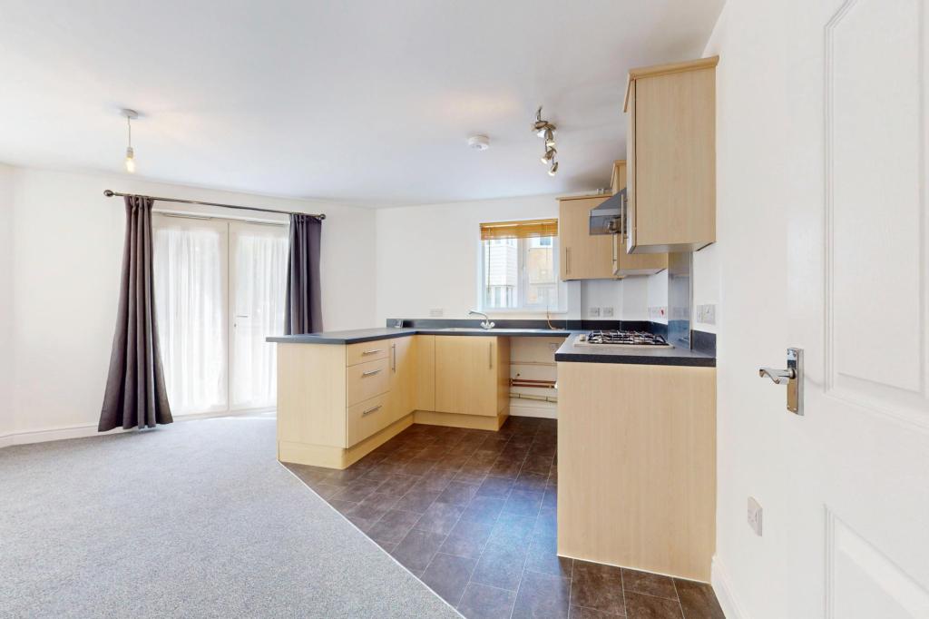 Flat Sir Henry Brackenbury Road in Ashford