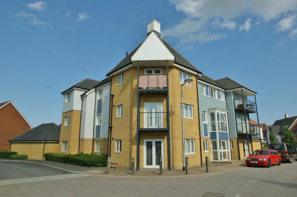 Flat Sir Henry Brackenbury Road in Ashford