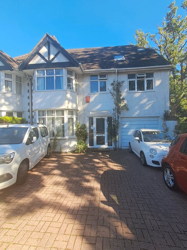 Room Woodland Way in Greater London