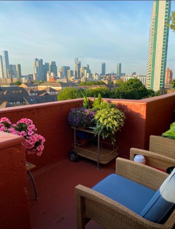 Room Longshore in Greater London