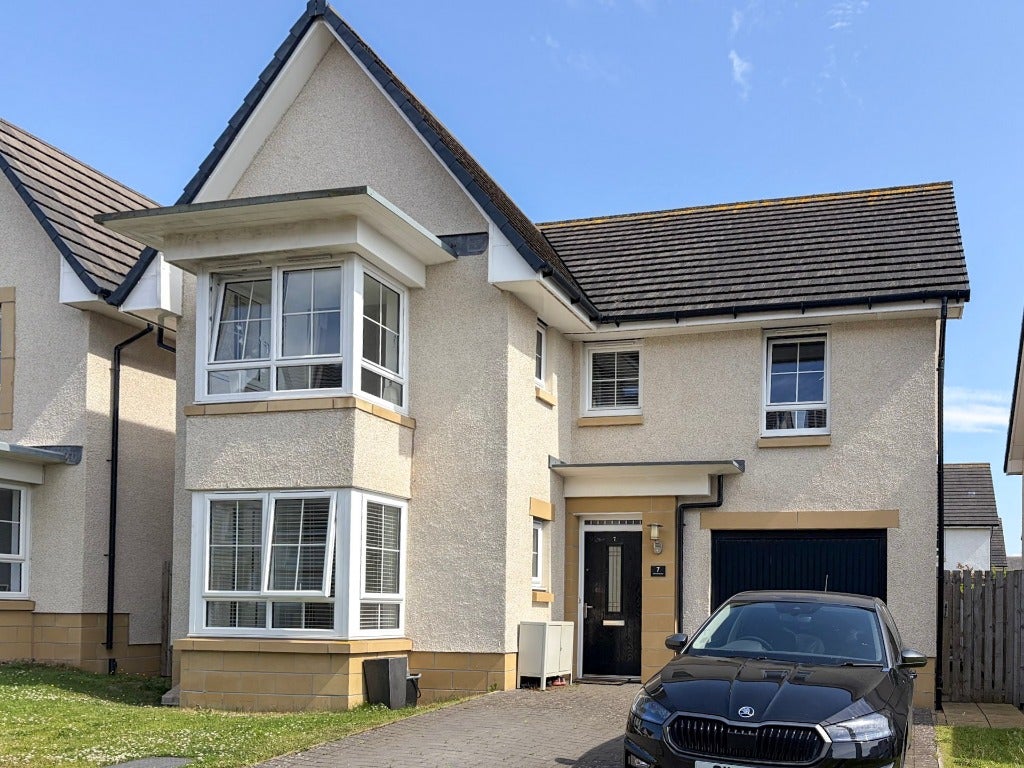 House Skerryvore Loan in City of Edinburgh