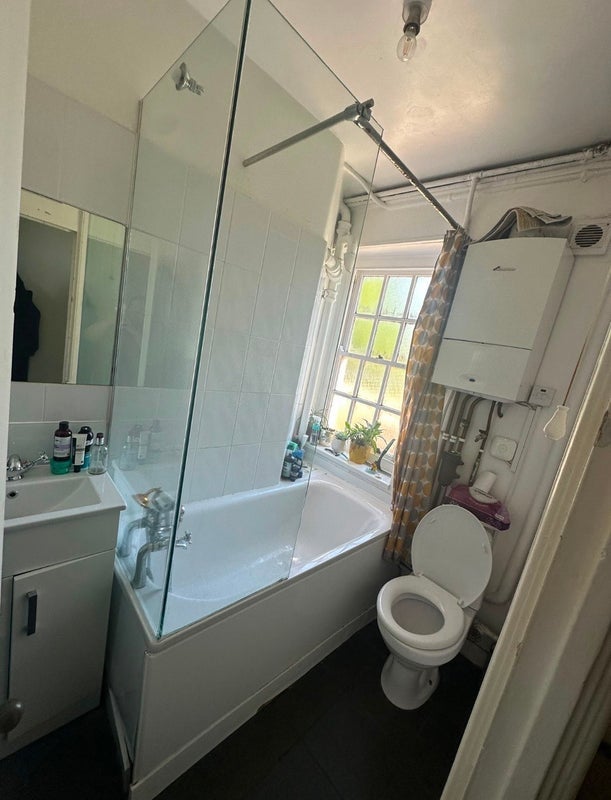 Room Albion Avenue in Greater London