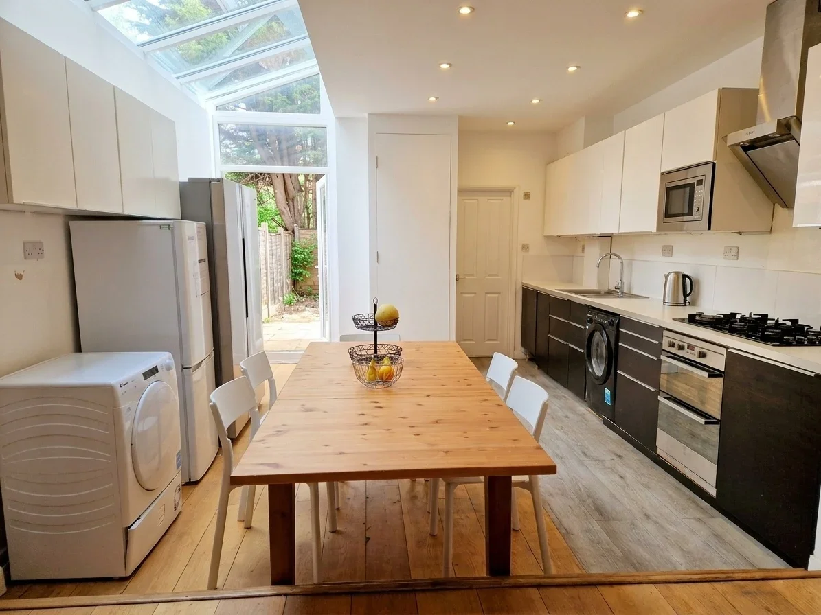 Room Woolmer Gardens in Greater London