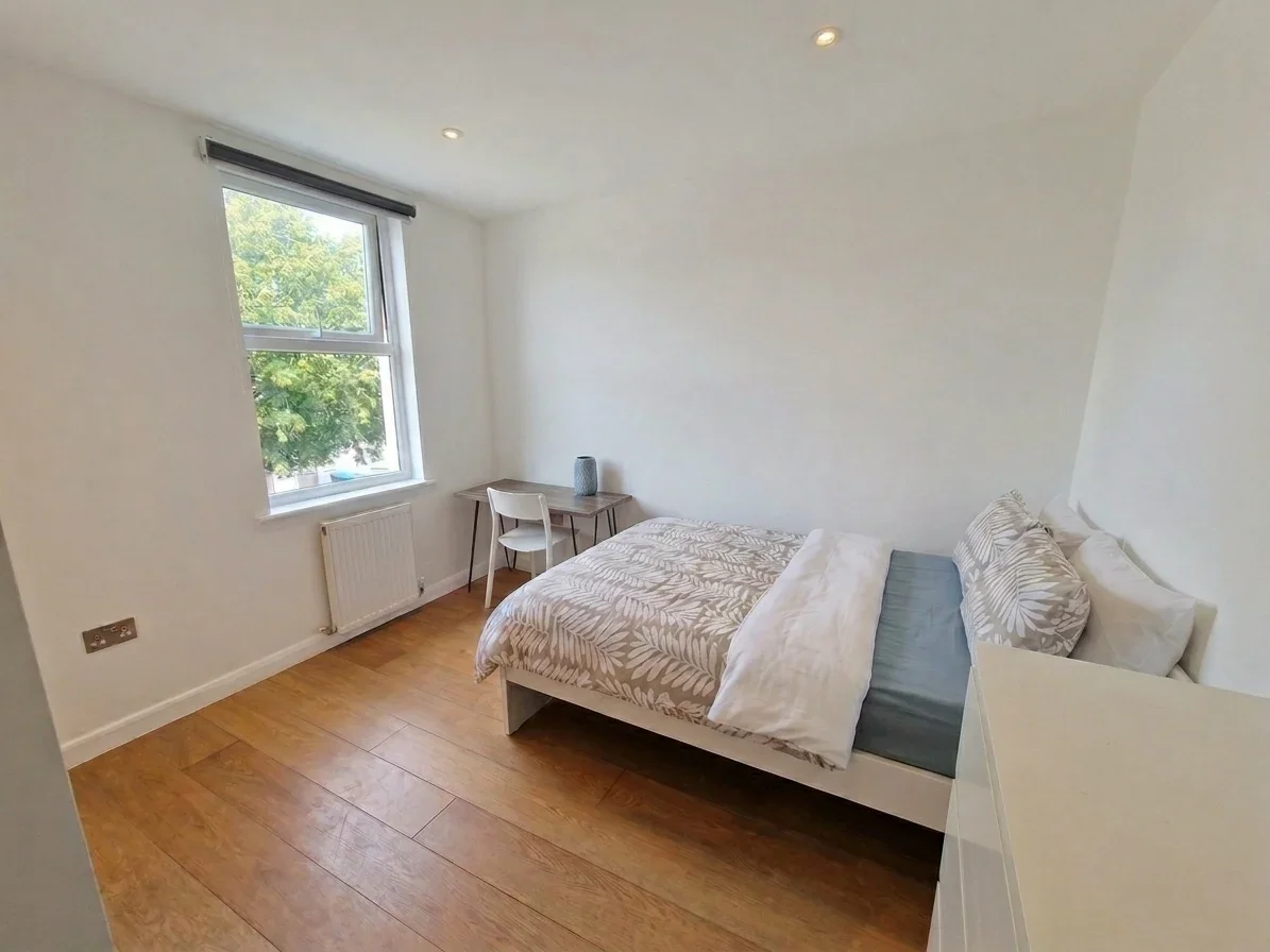 Room Woolmer Gardens in Greater London