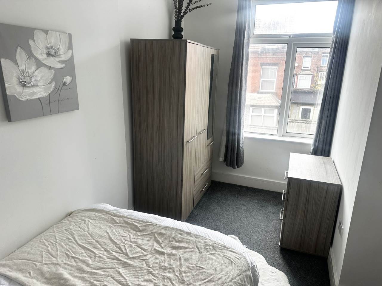 Room Station Terrace in Leeds