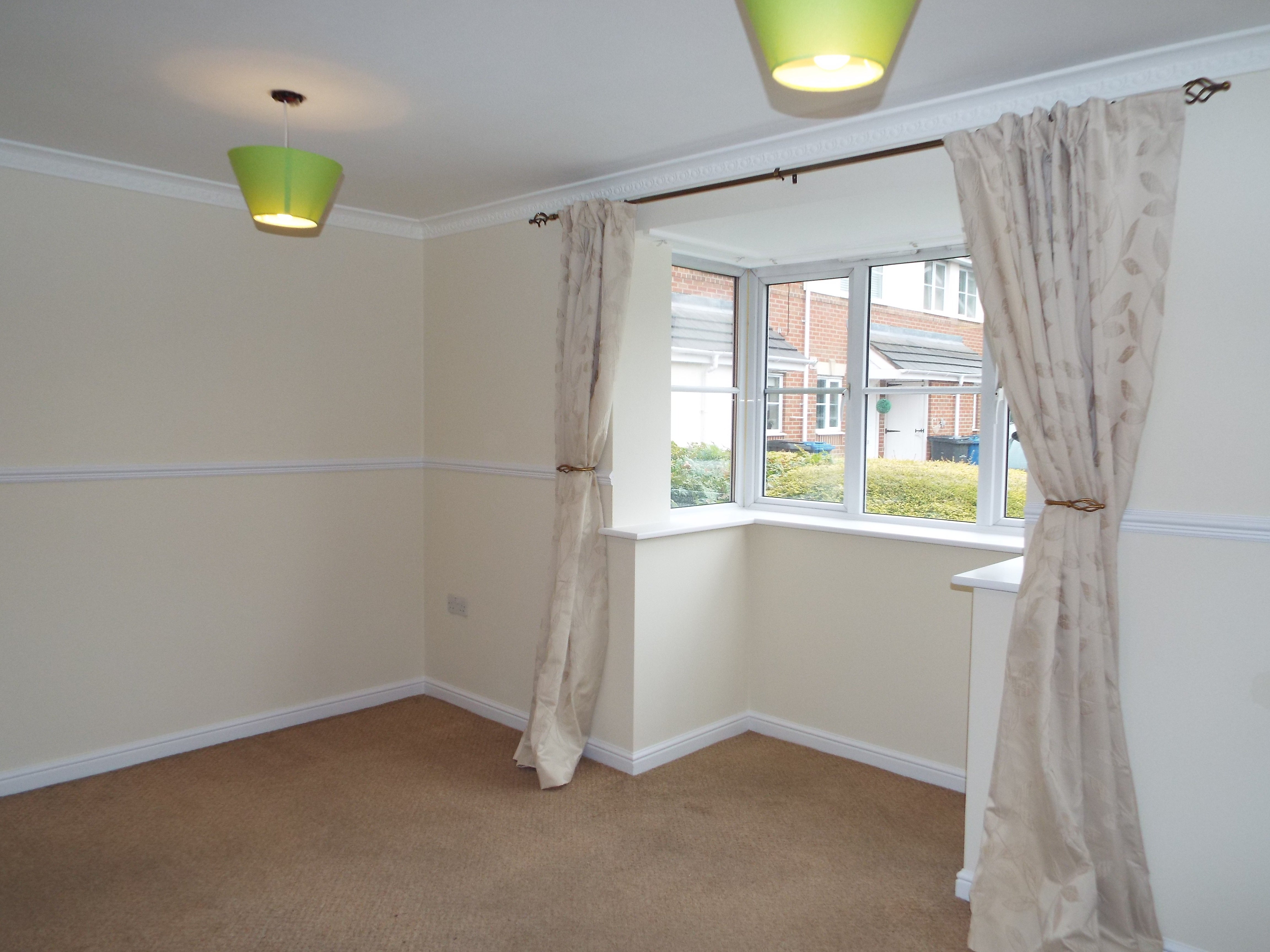 Flat Cygnet Drive in Tamworth
