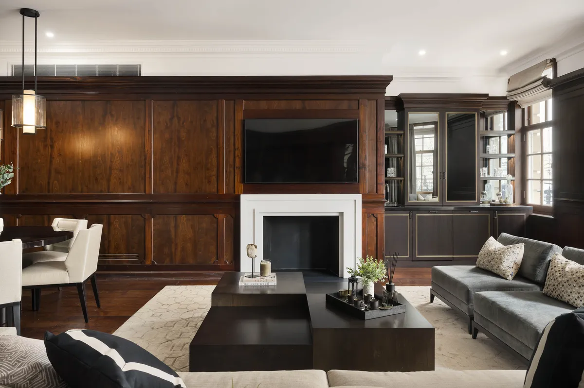 Flat Charles Street in City of Westminster