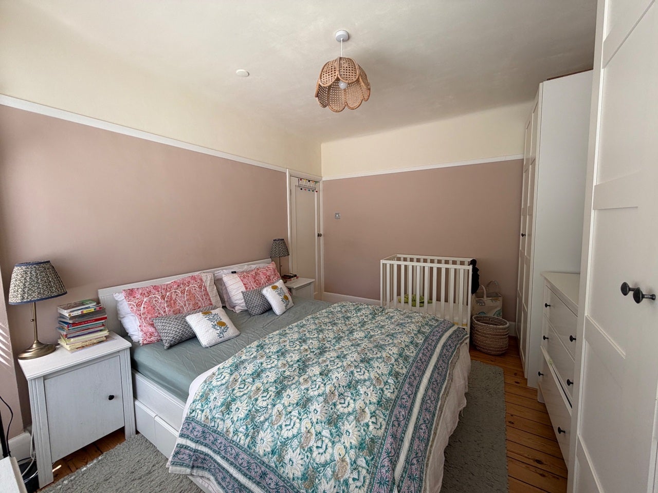 Flat Stockwell Park Walk in Greater London