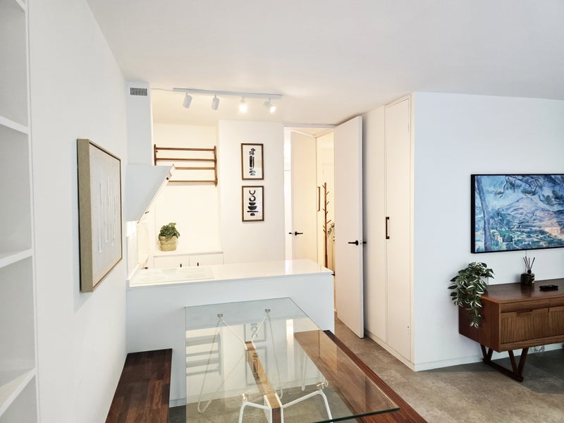 Flat Portpool Lane in Greater London