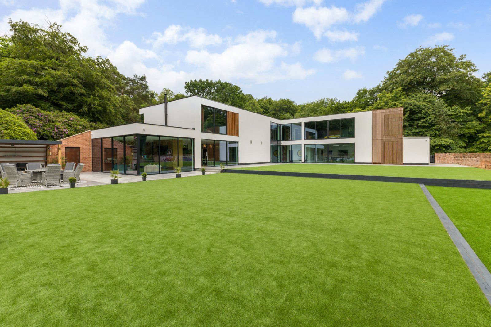 House London Road in Surrey Heath