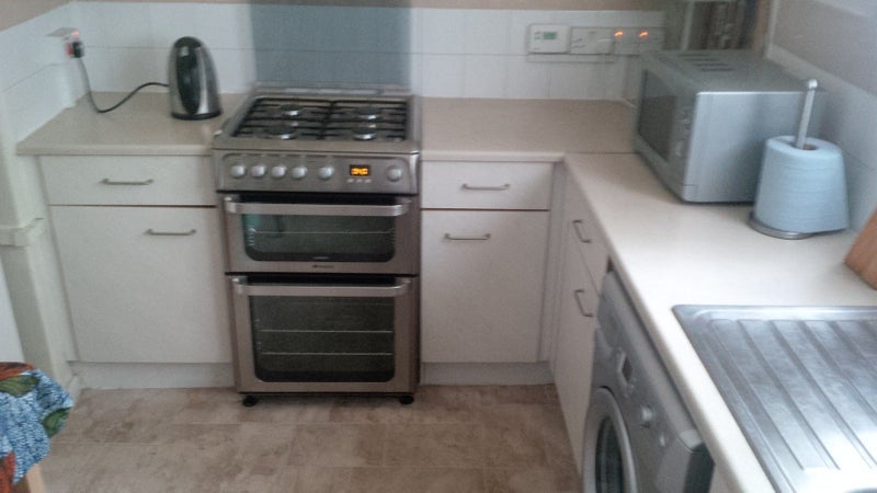Room Studley Road in Greater London