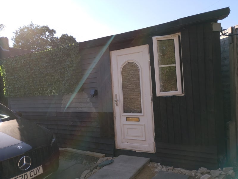 Room Wrenthorpe Road in Greater London