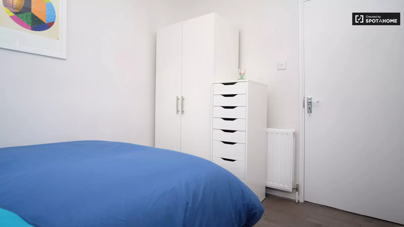Flat Cambridge Heath Road in Greater London
