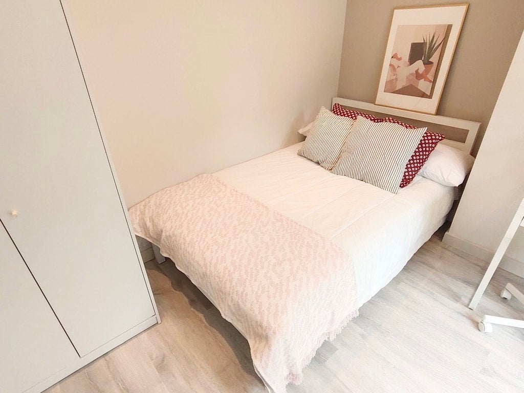 Room Bonner Hill Road in Greater London