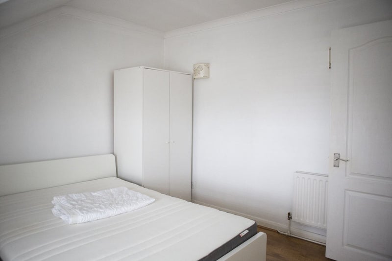 Room Merchland Road in Greater London