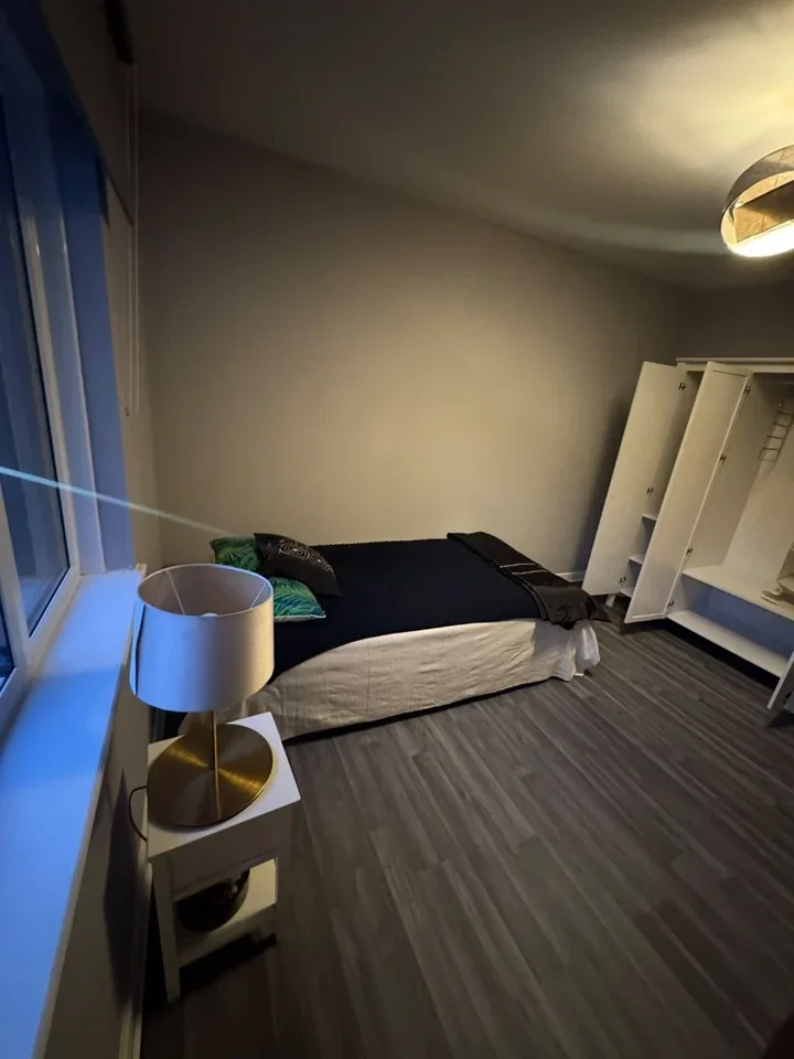 Room Canterbury Road in Greater London