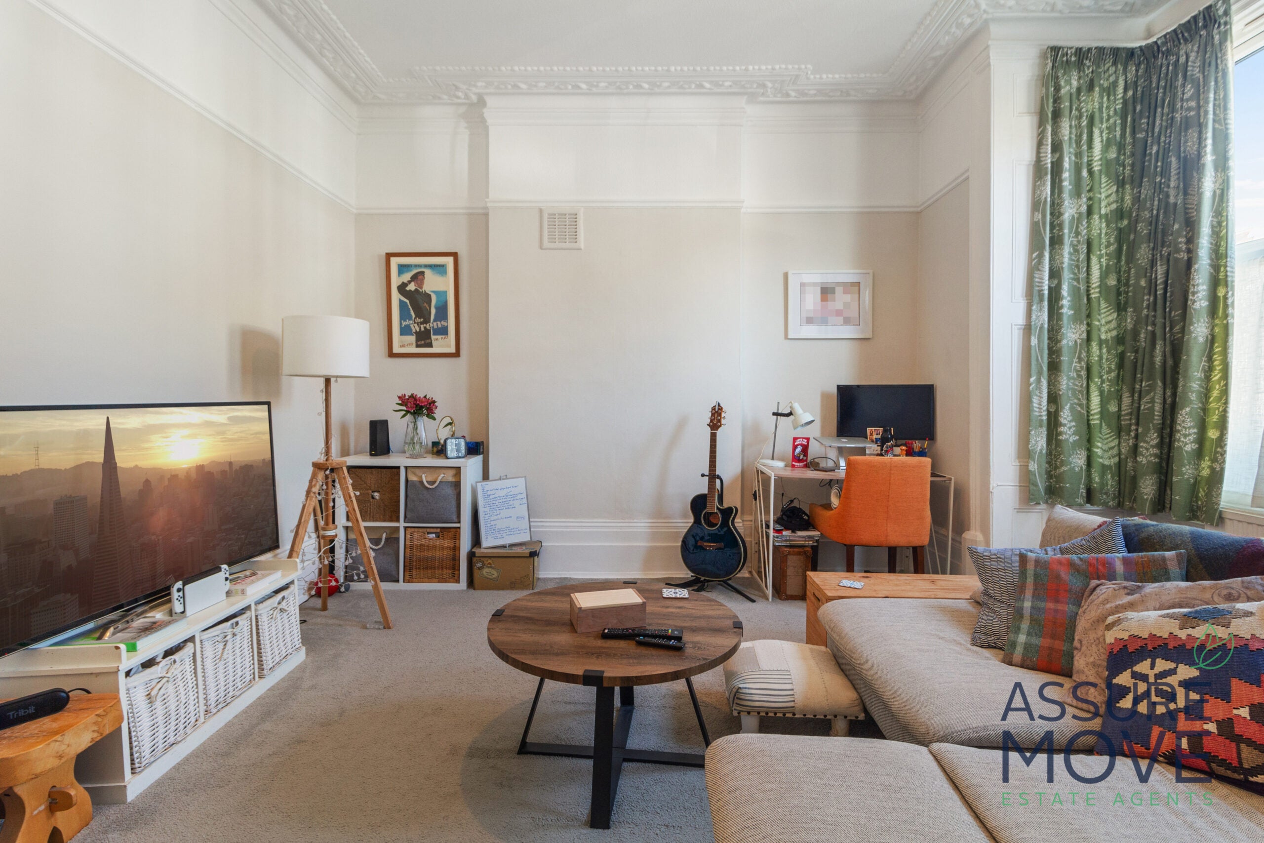 Flat Cecile Park in Greater London