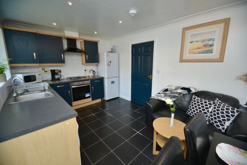 Room Redgrave Close in Gateshead