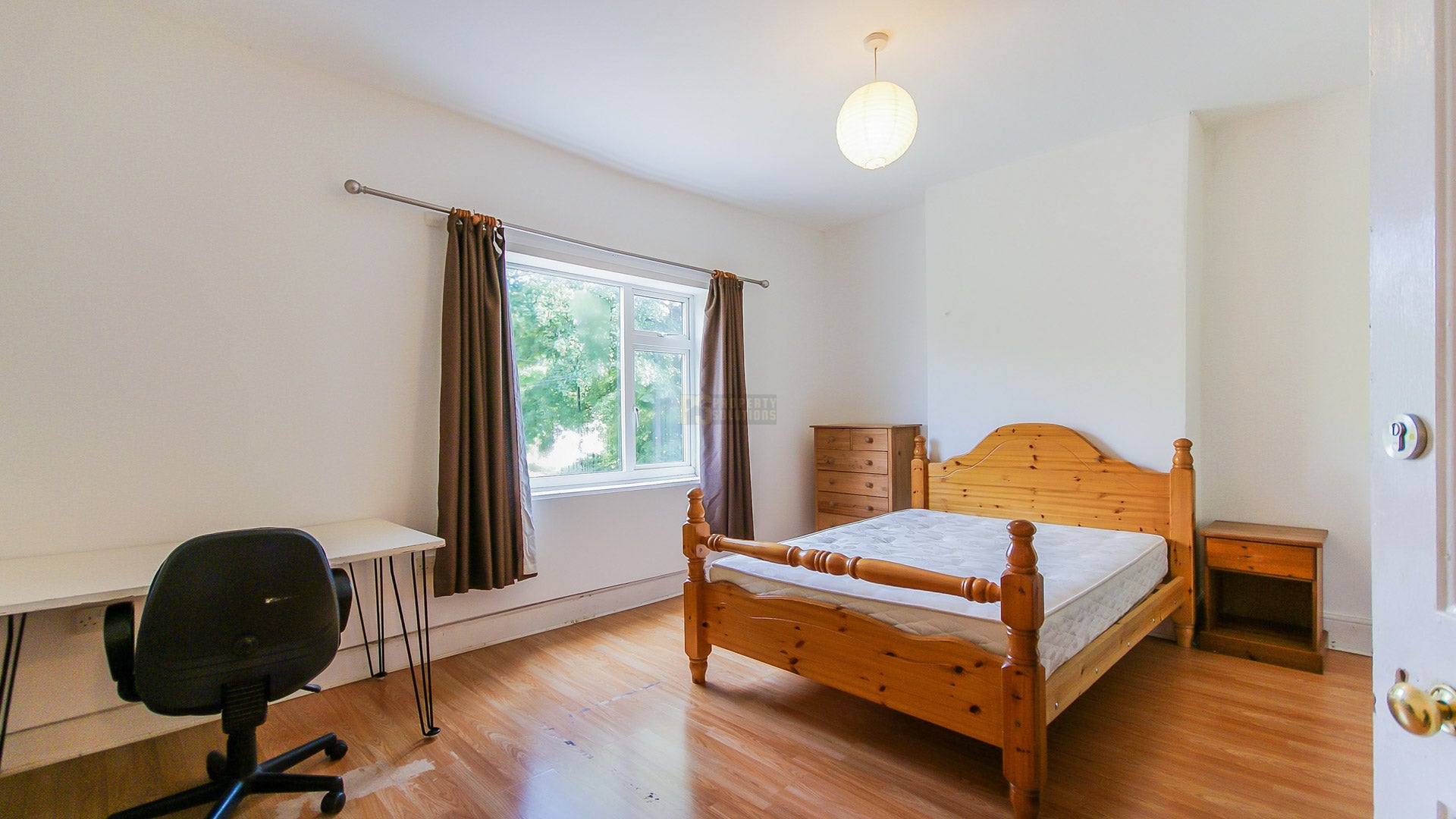 Room Bournbrook Road in Birmingham