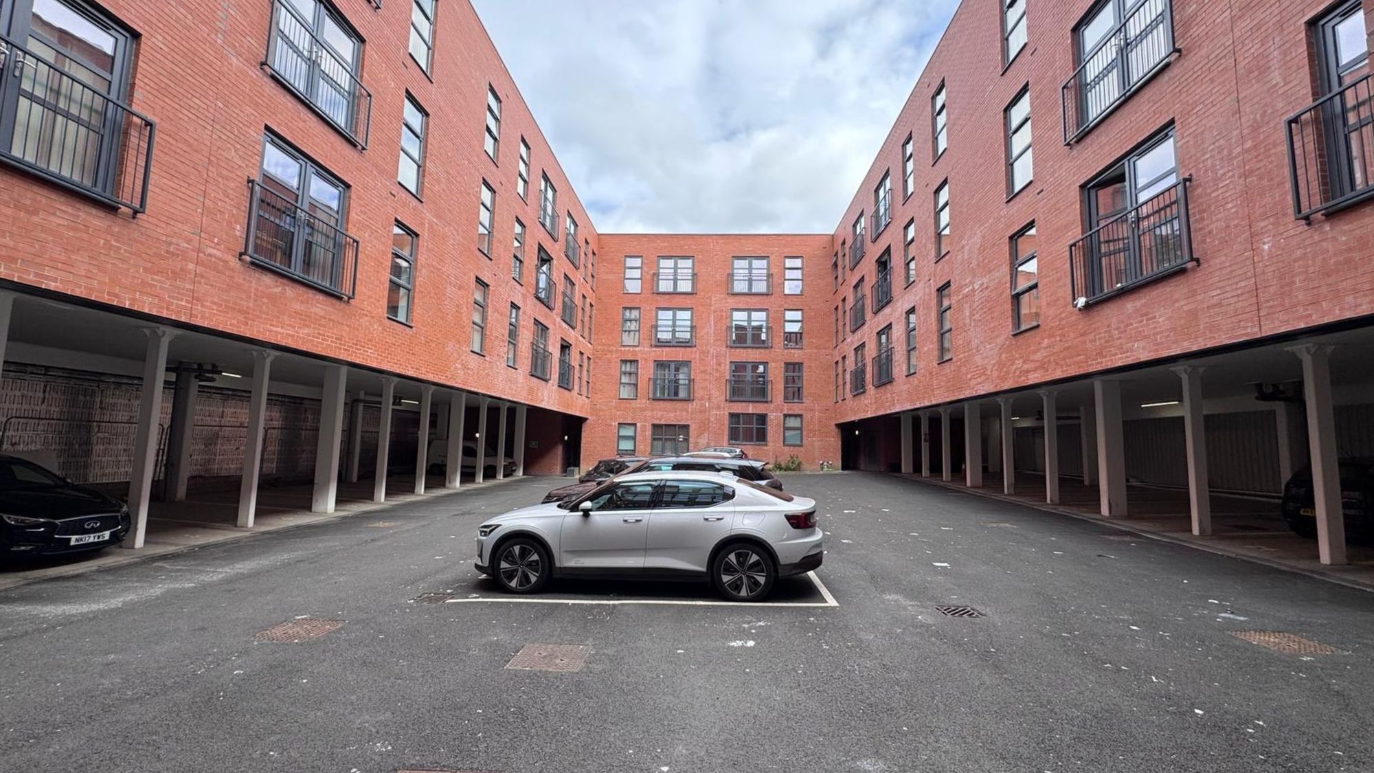 Flat Northwood Street in Birmingham