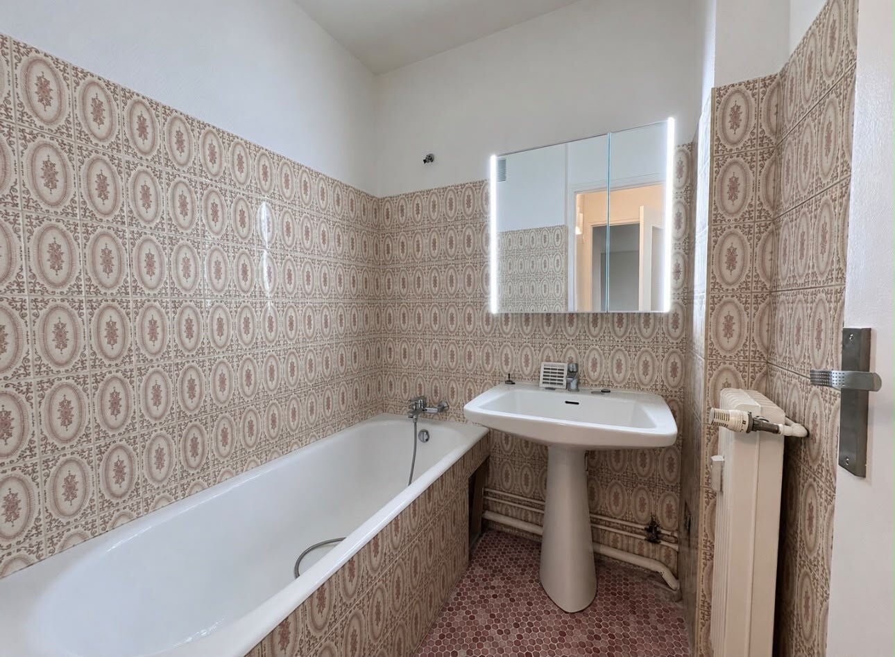 Flat Rue Gerbert in Reims