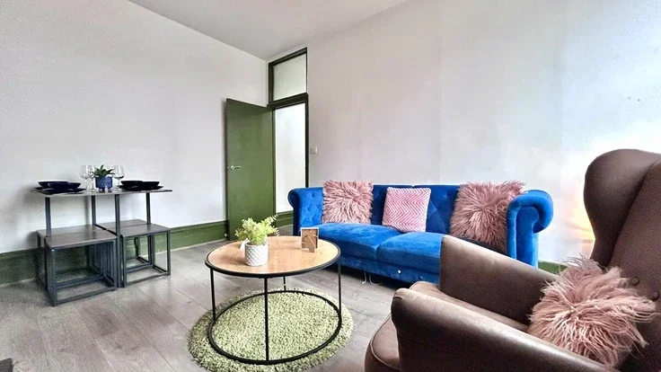 Flat Ashchurch Terrace in Greater London