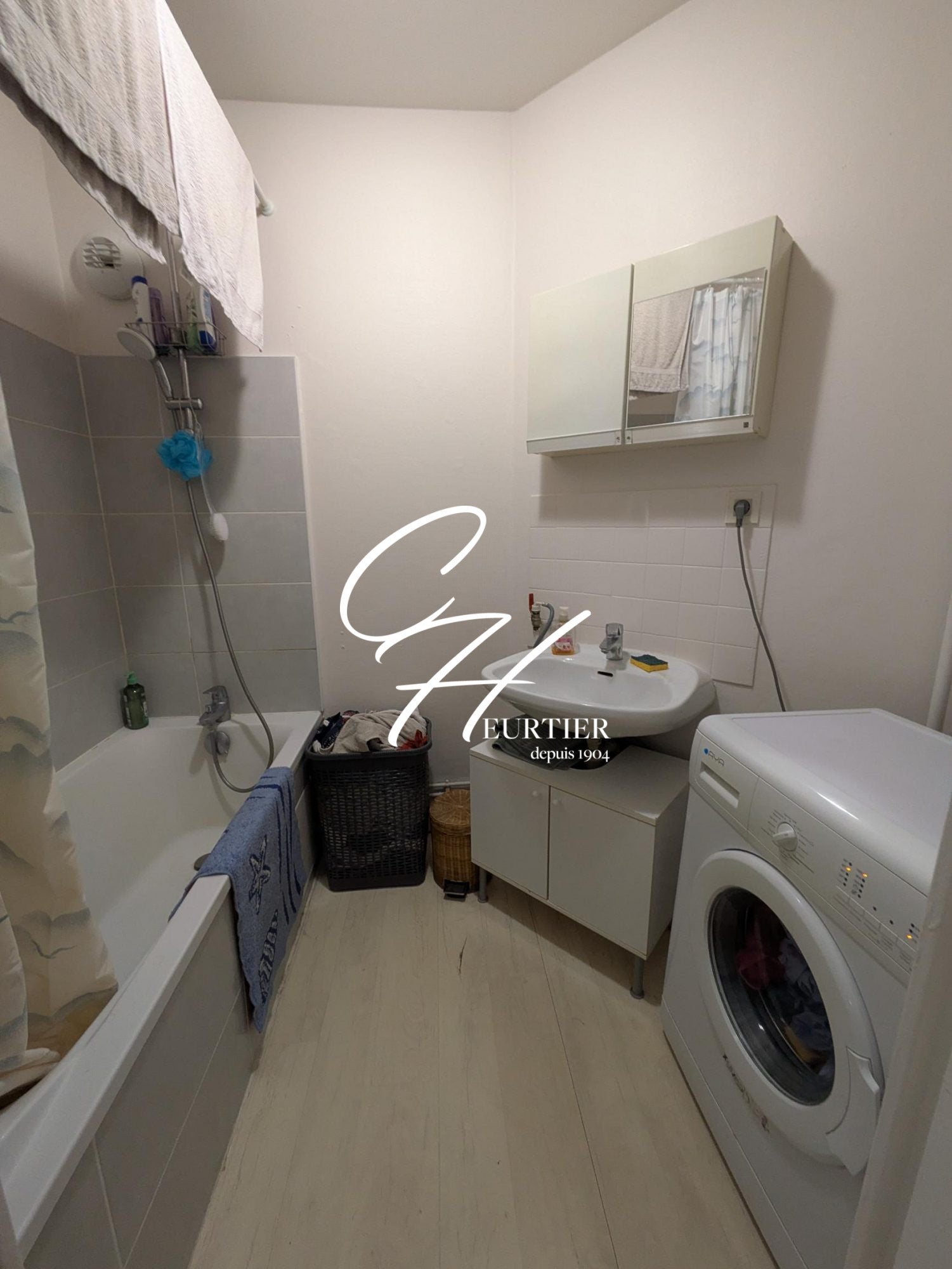 Flat Rue Anatole France in Grenoble
