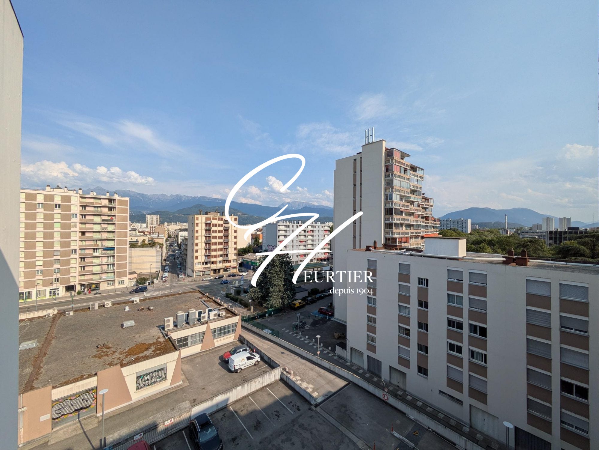Flat Rue Anatole France in Grenoble