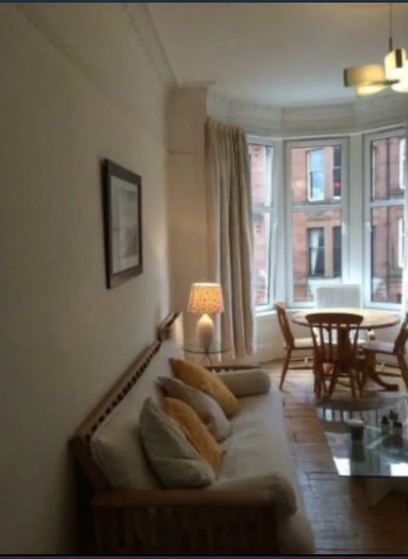 Room Caird Drive in Glasgow