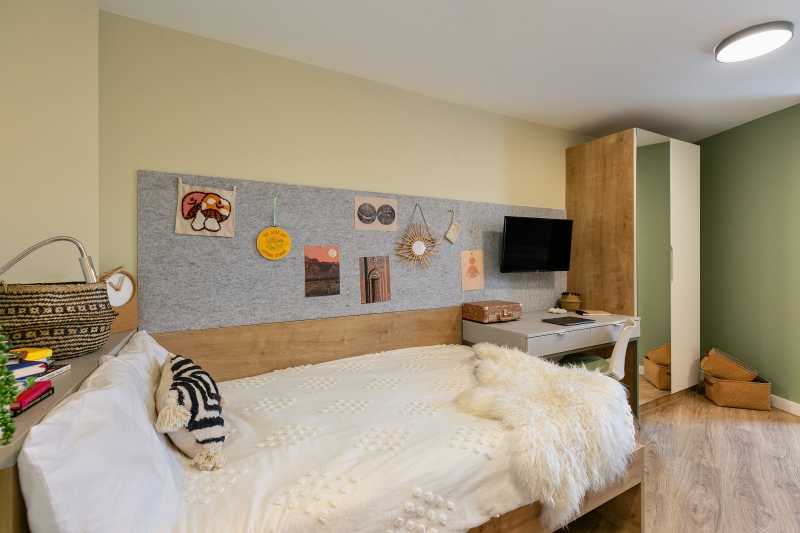 Room Fieldgate Street in Greater London