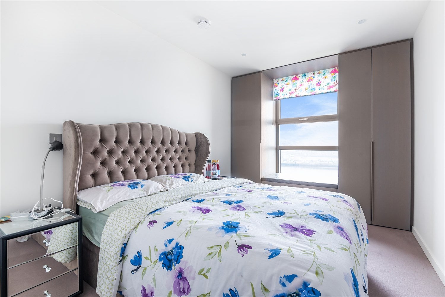 Flat Pilot Walk in Greater London