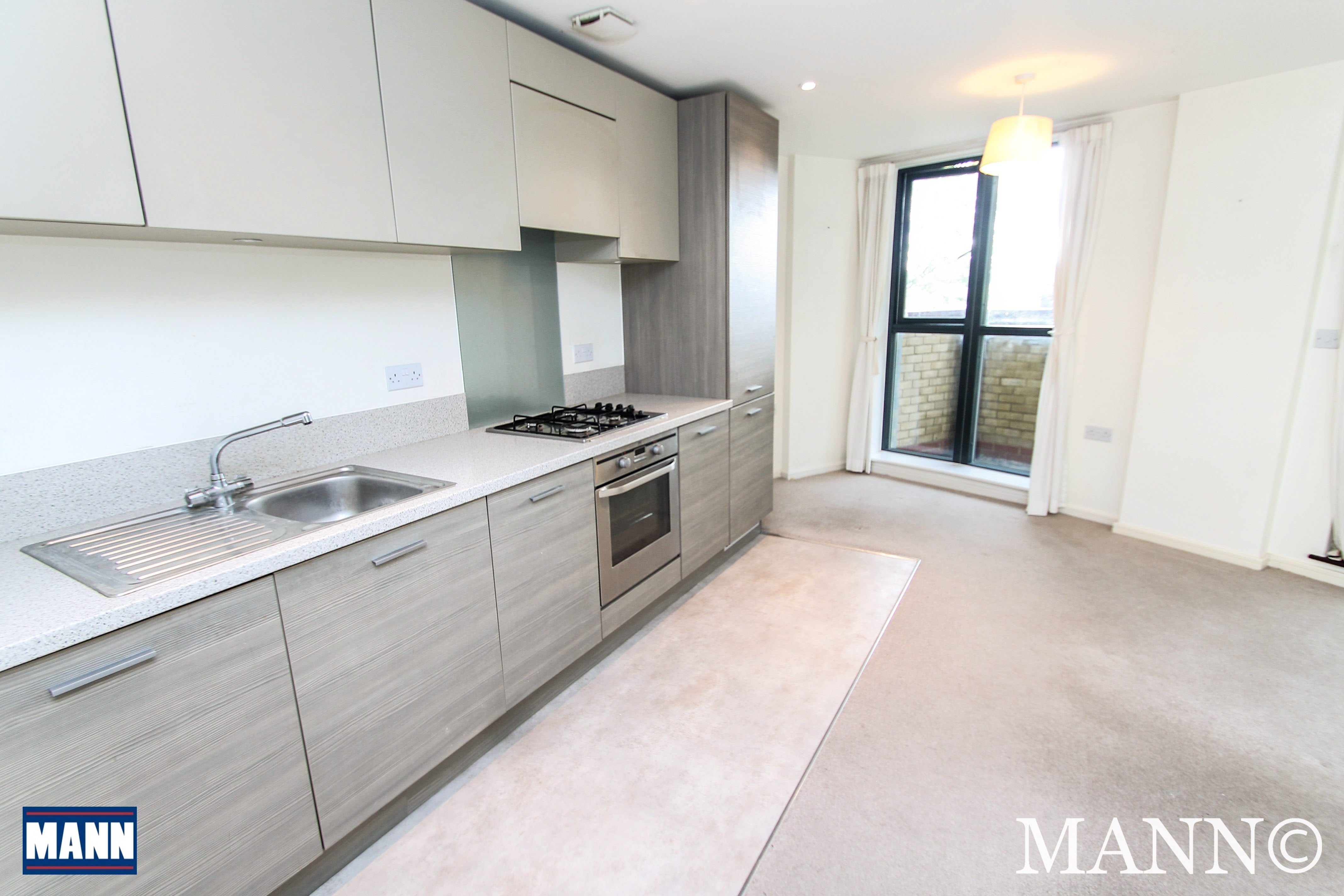 Flat Waterstone Way in Dartford