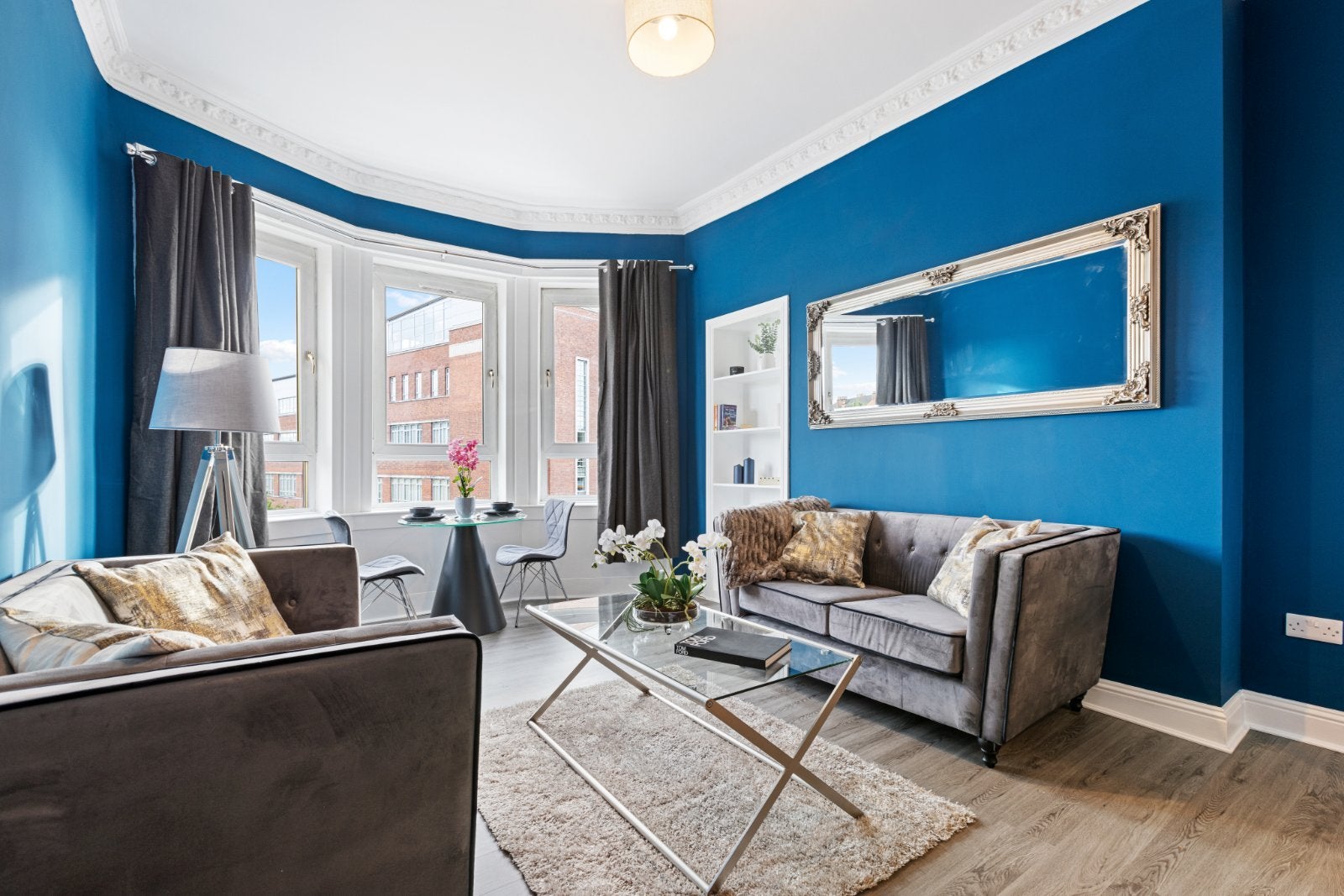 Flat Alexandra Parade in Glasgow