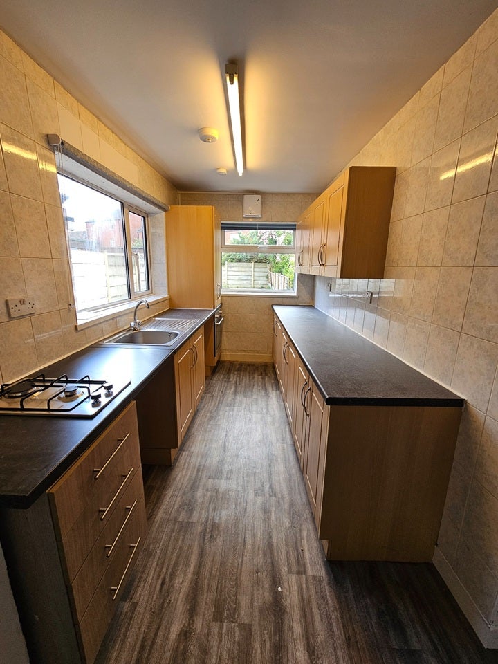 Flat Knowsley Road in St Helens