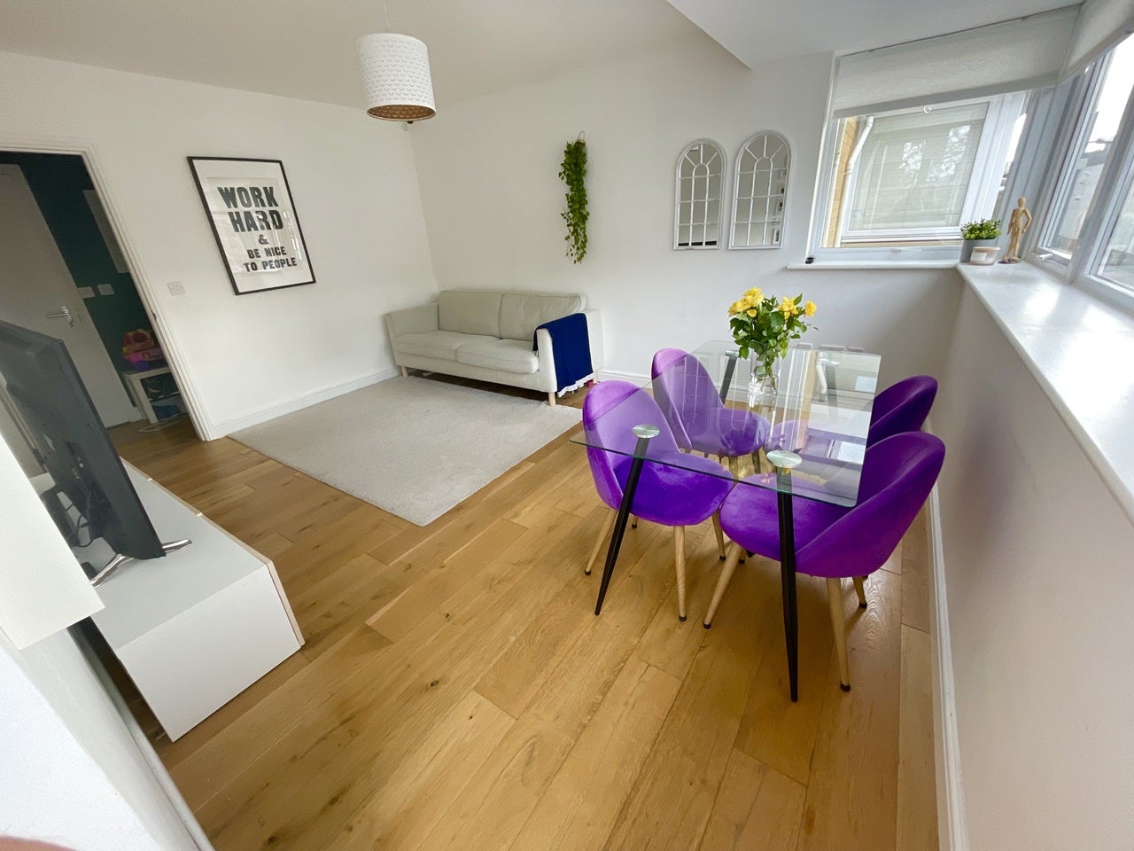 Flat Tuppy Street in Greater London
