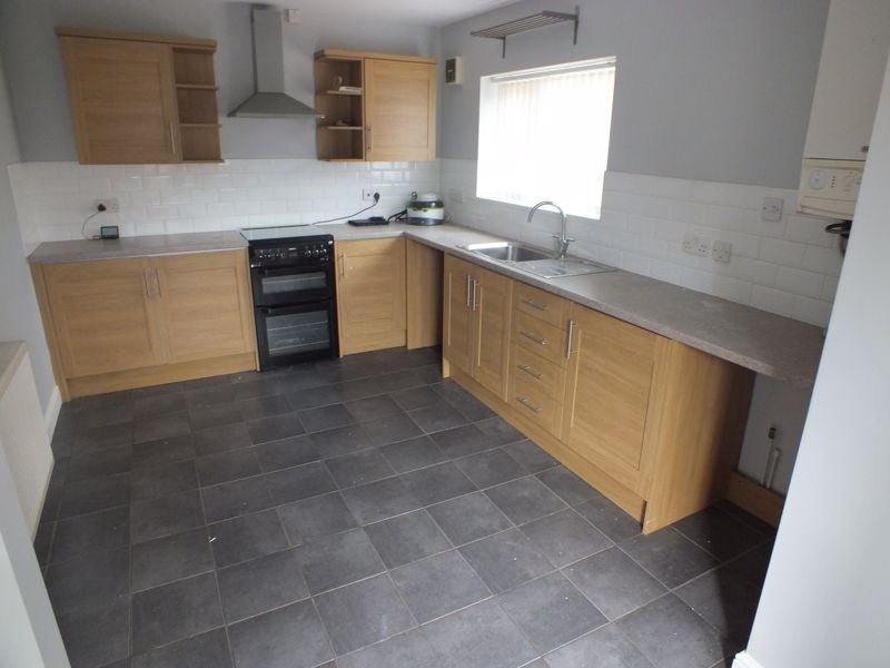 House Newbury Grove in Stoke-on-Trent